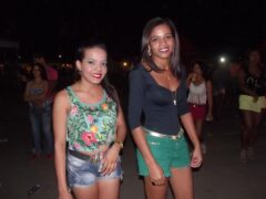 Oktober 10 Anos